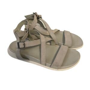 Chaco Rose  Strappy Sandals, Women's Sz 7 Suede Gray and White